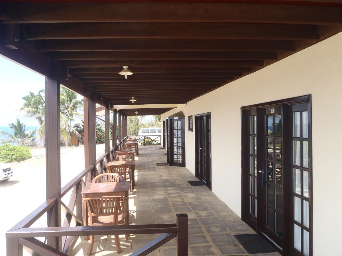 The Sunset Hotel Flying Fish Cove Ngoại thất bức ảnh